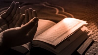 Keutamaan Membaca Surat Al Mulk